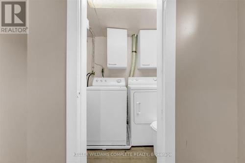 62 Bond Street, Kitchener, ON - Indoor Photo Showing Laundry Room