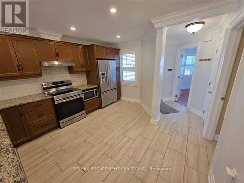 16 Sister Varga Terrace, Hamilton, ON - Indoor Photo Showing Kitchen