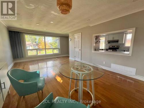 15 Summerglade Drive, Toronto, ON - Indoor