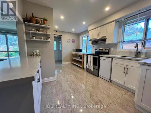 15 Summerglade Drive, Toronto, ON - Indoor Photo Showing Kitchen