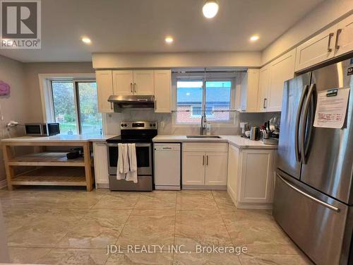 15 Summerglade Drive, Toronto, ON - Indoor Photo Showing Kitchen