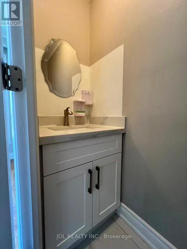 15 Summerglade Drive, Toronto, ON - Indoor Photo Showing Bathroom