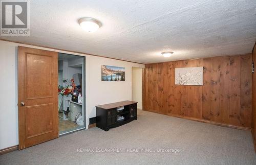 138 Victor Boulevard, Hamilton, ON - Indoor Photo Showing Other Room