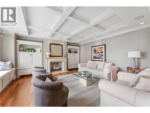 427 Long Ridge Drive, Kelowna, BC - Indoor Photo Showing Living Room With Fireplace