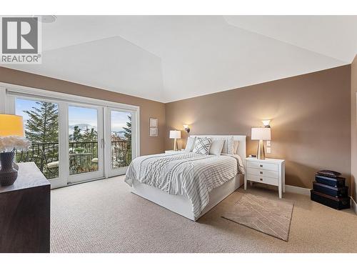 427 Long Ridge Drive, Kelowna, BC - Indoor Photo Showing Bedroom