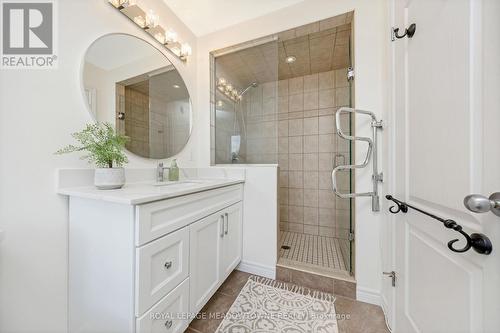 26 Island Lake Road, Mono, ON - Indoor Photo Showing Bathroom