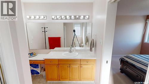 5175 Boswell Crescent, Regina, SK - Indoor