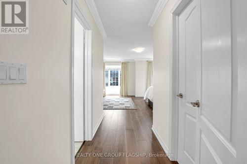 1128 Knotty Pine Grove, Mississauga, ON - Indoor Photo Showing Other Room