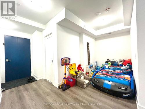 212 - 2545 Simcoe Street, Oshawa, ON - Indoor