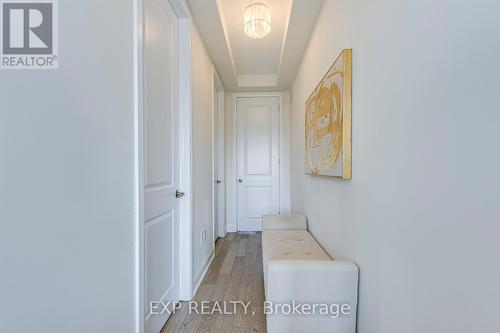 18 - 3129 Riverpath Common, Oakville, ON -  Photo Showing Other Room