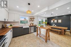 bright kitchen - 