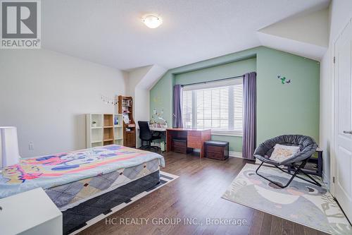 25 Deer Pass Road, East Gwillimbury, ON - Indoor Photo Showing Bedroom