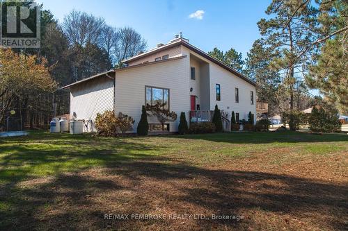 177 Sylvan Drive, Petawawa, ON - Outdoor