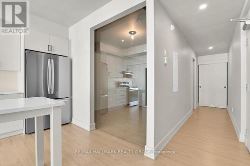 201 - 260 Armstrong Street, Ottawa, ON - Indoor