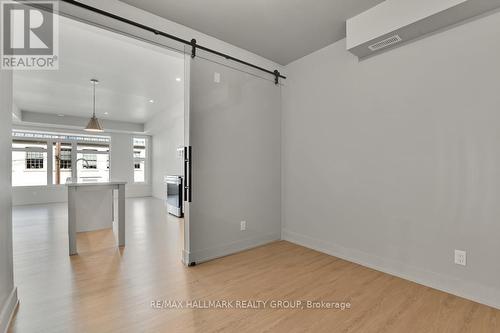 201 - 260 Armstrong Street, Ottawa, ON - Indoor Photo Showing Other Room