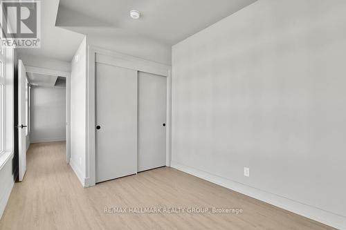 201 - 260 Armstrong Street, Ottawa, ON - Indoor Photo Showing Other Room