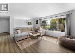 950 Raymer Avenue  Kelowna, BC V1Y 4Z9