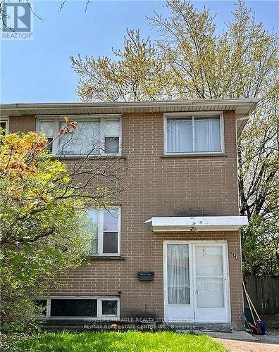 532 APPLEBY LINE  Burlington, ON L7L 2Y3