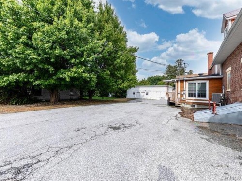 Stationnement - 539 Rue Principale, Saint-Sébastien, QC - Outdoor