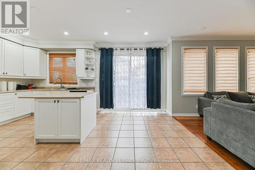 96 Brayshaw Drive, Cambridge, ON - Indoor Photo Showing Kitchen With Double Sink