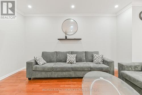 96 Brayshaw Drive, Cambridge, ON - Indoor Photo Showing Living Room