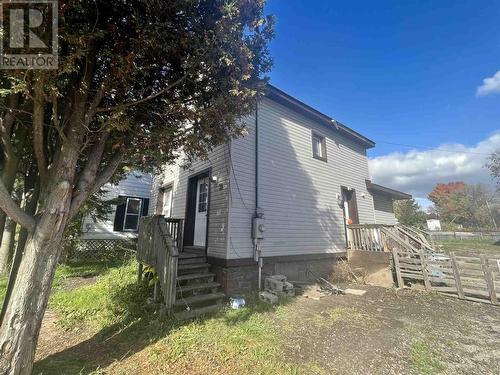 38 Edinburgh St, Sault Ste. Marie, ON - Outdoor