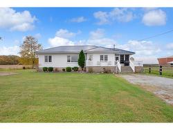 637 Wilkesport Line  Sombra, ON N0P 2H0