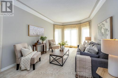69 Padfield Drive, Clarington (Bowmanville), ON - Indoor Photo Showing Living Room