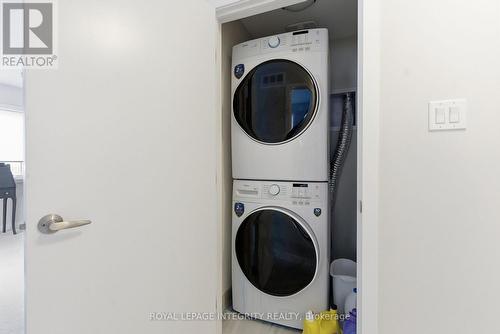 820 Bascule Place, Ottawa, ON - Indoor Photo Showing Laundry Room