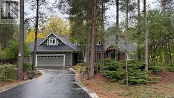 6 ALPINE COURT  Collingwood, ON L9Y 4W7