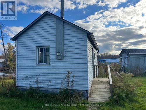 8 Island Drive, Georgina, ON - Outdoor