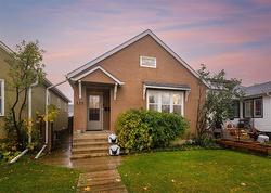 696 Sherburn Street  Winnipeg, MB R3G 2L2