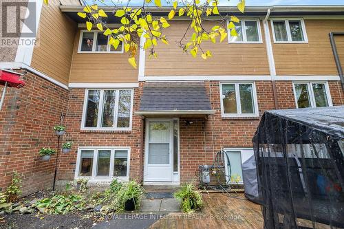 142 SALTER CRESCENT  Ottawa, ON K2K 1Y8