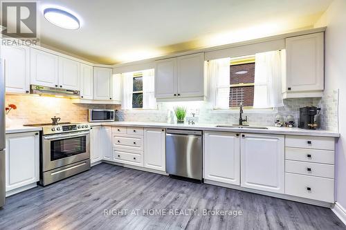 100 Humber Lea Road, Caledon (Bolton North), ON - Indoor Photo Showing Kitchen With Stainless Steel Kitchen With Upgraded Kitchen