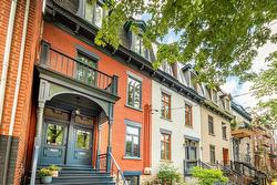 3971 Av. Laval  Montréal (Le Plateau-Mont-Royal), QC H2W 2H9