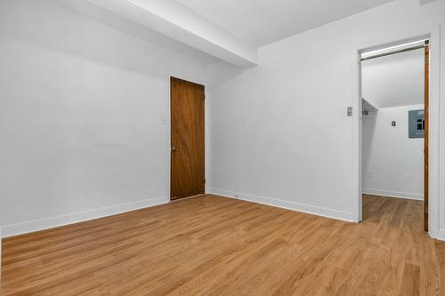 Primary bedroom - 337 Av. Du Mont-Royal E., Montréal (Le Plateau-Mont-Royal), QC - Indoor Photo Showing Other Room