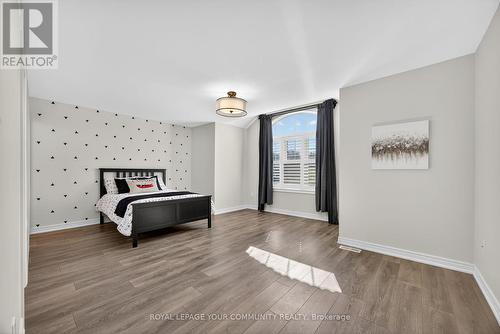 44 Cameron Street, Springwater, ON - Indoor Photo Showing Bedroom