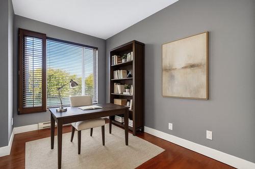 Chambre à coucher - 304-200 Av. Des Sommets, Montréal (Verdun/Île-Des-Soeurs), QC - Indoor Photo Showing Office