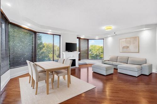 Vue d'ensemble - 304-200 Av. Des Sommets, Montréal (Verdun/Île-Des-Soeurs), QC - Indoor Photo Showing Living Room