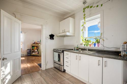 Kitchen - 1237 9E Rang, Saint-Dominique, QC - Indoor Photo Showing Kitchen