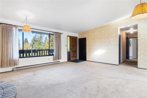 7431 Andrea Cres, Lantzville, BC 