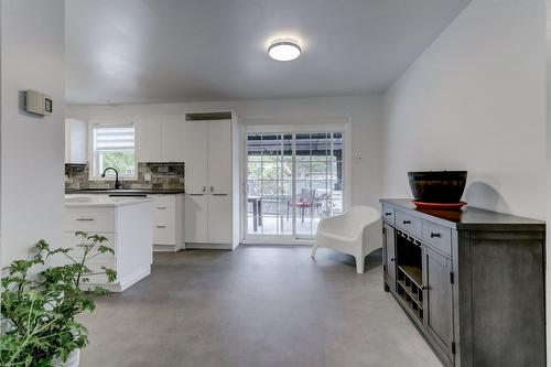 Cuisine - 235 Rue Marie-Dostaler, Trois-Rivières, QC - Indoor