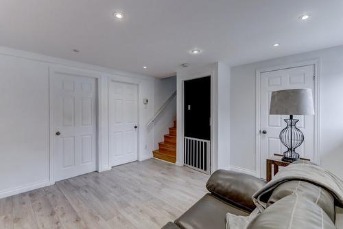 Salle familiale - 235 Rue Marie-Dostaler, Trois-Rivières, QC - Indoor