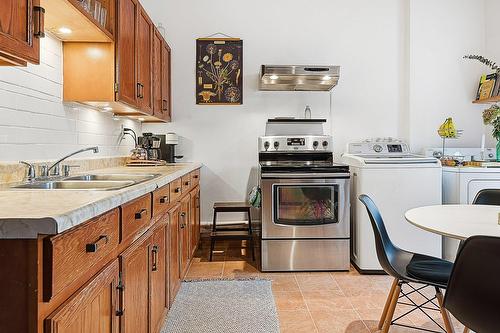 Cuisine - 5517  - 5519 Boul. St-Michel, Montréal (Rosemont/La Petite-Patrie), QC - Indoor Photo Showing Kitchen With Double Sink