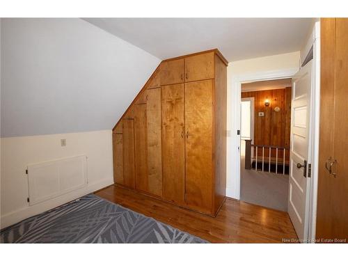 352 Regent St, Fredericton, NB 