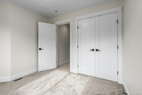 205-2580 Brookfield Dr, Courtenay, BC 