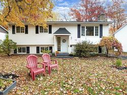 73 Union Street  Bedford, NS B4A 2B6