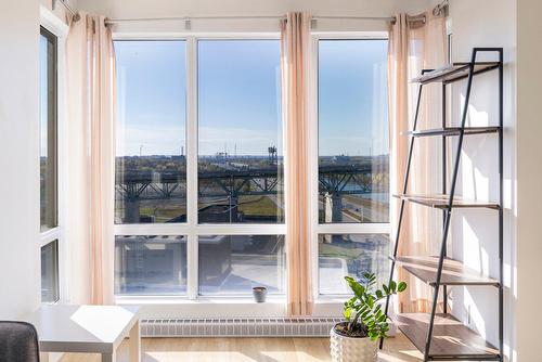 Living room - 1501-15 Boul. La Fayette, Longueuil (Le Vieux-Longueuil), QC - Indoor