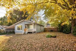 335 15e Avenue E.  Venise-En-Québec, QC J0J 2K0