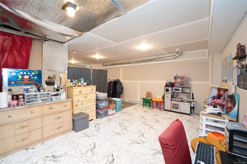 1-50 King George St North, Lake Cowichan, BC - Indoor